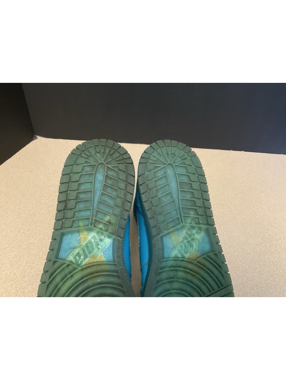 Youth’s Nike Air Jordan 1 Retro High OG G8RD Blue Lagoon GS Shoes. Size 5.5Y. - Picture 11 of 11